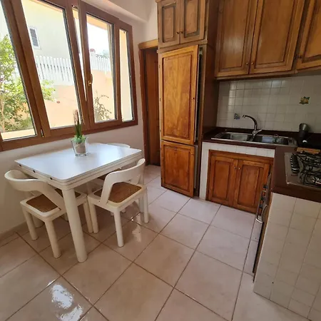 Piedigrotta By Quokka 360 - Flats In ピッツォ