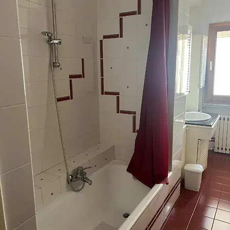 Piedigrotta By Quokka 360 - Flats In アパート