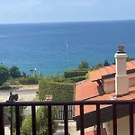 Apartment Piedigrotta Apartments By Quokka 360 - Seaside Stays In Pizzo