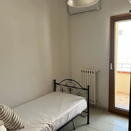Piedigrotta By Quokka 360 - Flats In Pizzo Apartment