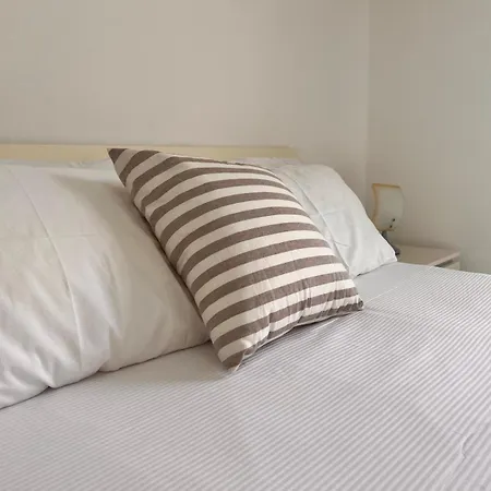 Apartment Piedigrotta By Quokka 360 - Flats In *